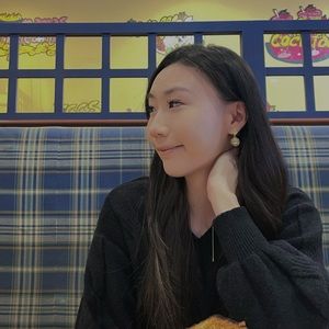 Meet your Posher, Caroline